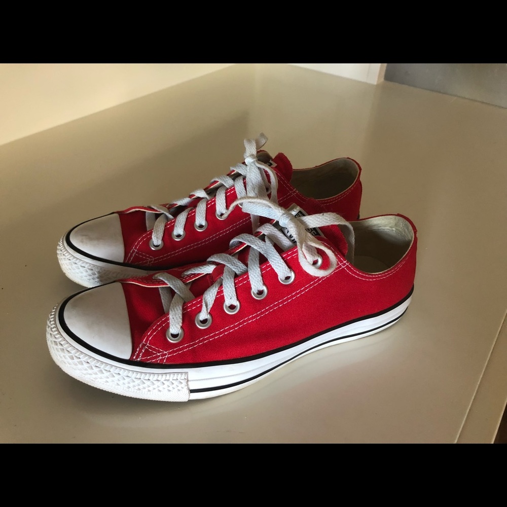 Red Converse sneakers - Size 9 Women’s